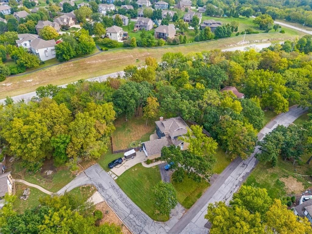 Photo 38 of 41 - 20906 Pebble Lane