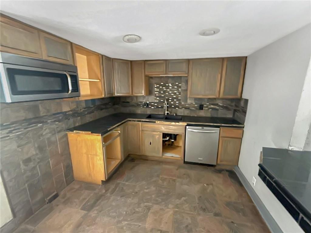 1749 Sinnott Circle — photo 5