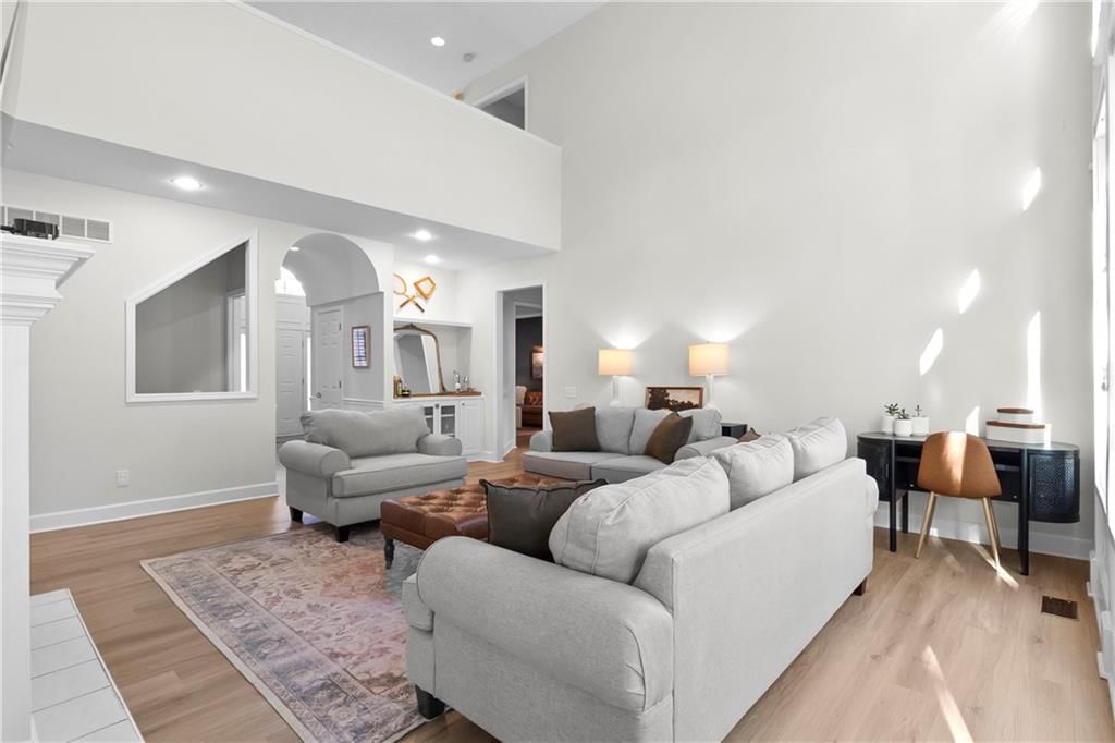 3549 W 143 Terrace — photo 13