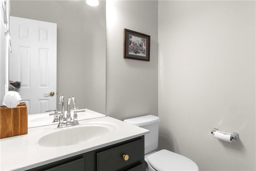 3549 W 143 Terrace — photo 36