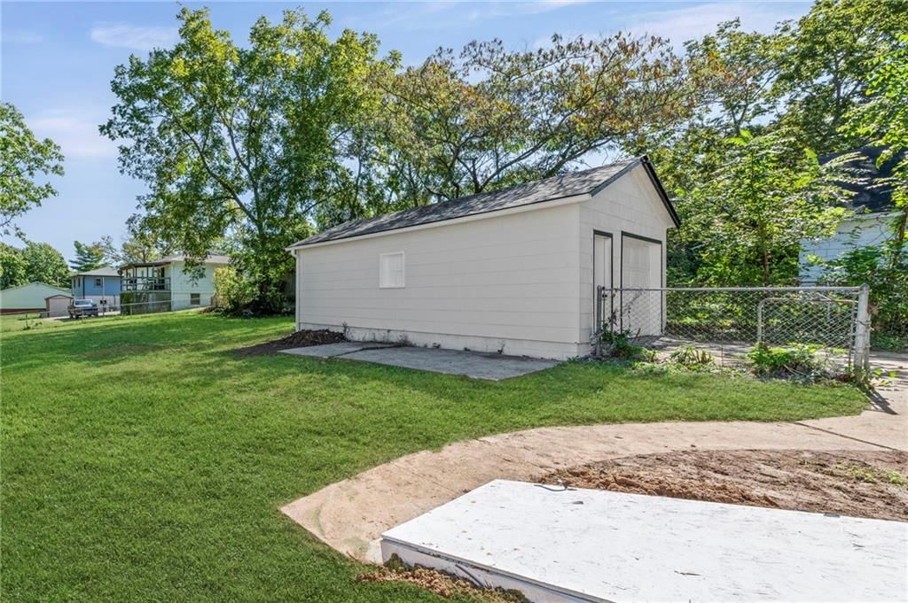 1503 N Mccoy Street — photo 23