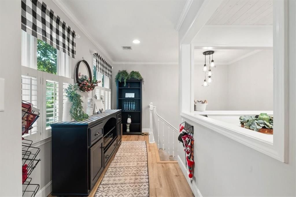 Photo 6 of 37 - 9424 W 122nd Street