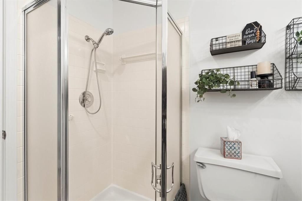 Photo 32 of 37 - 9424 W 122nd Street