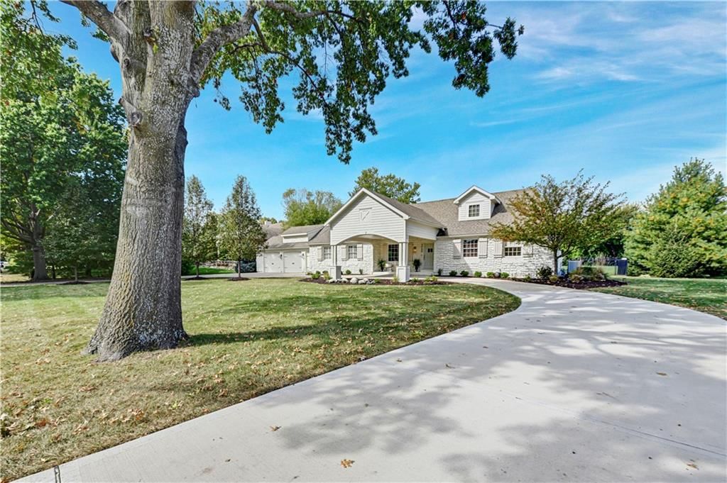 3900 W 142nd Drive, Leawood, KS
