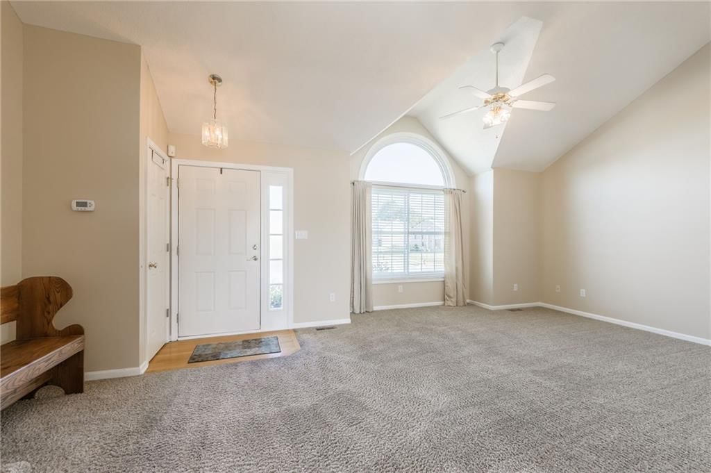 10700 N Holmes Street — photo 10