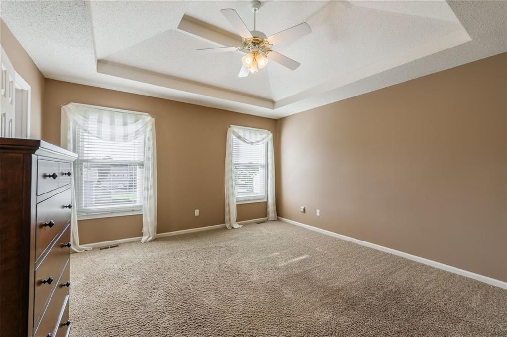 10700 N Holmes Street — photo 19