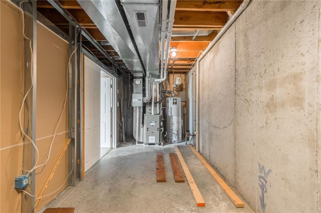 10700 N Holmes Street — photo 39