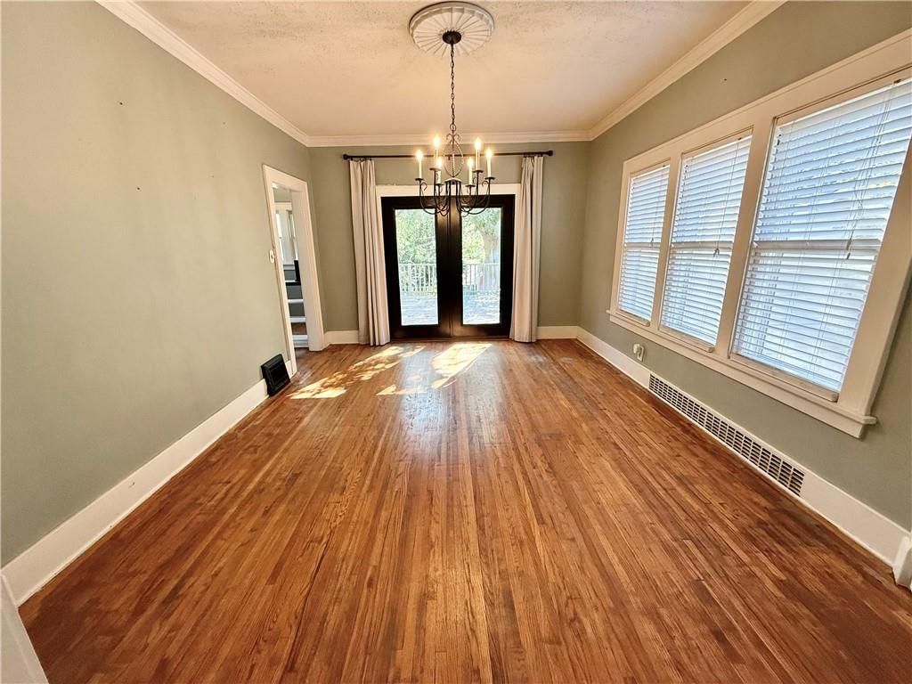 538 W 2nd Street — photo 13