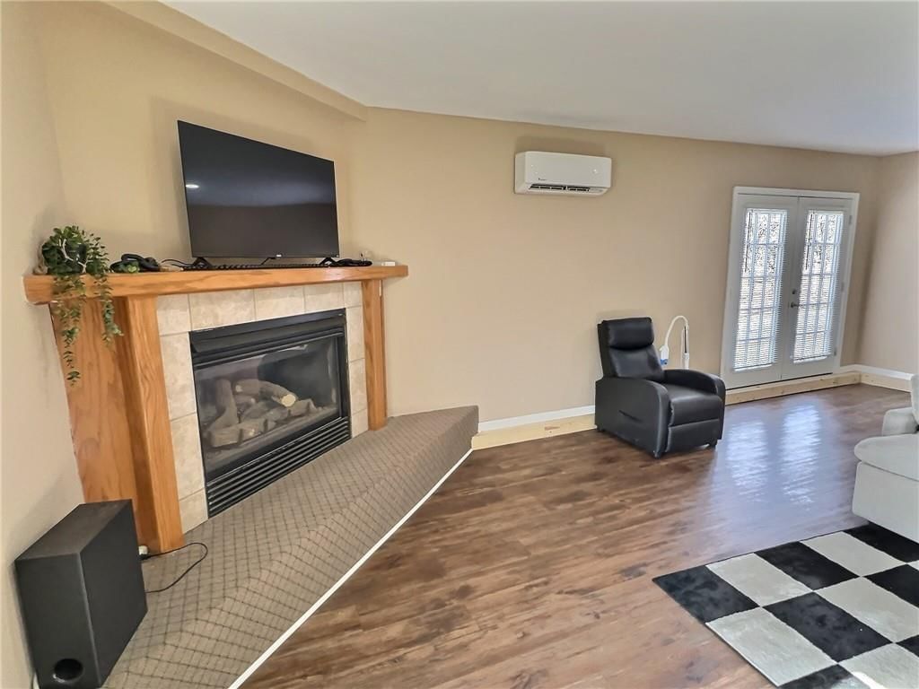 506 W South Street — photo 9