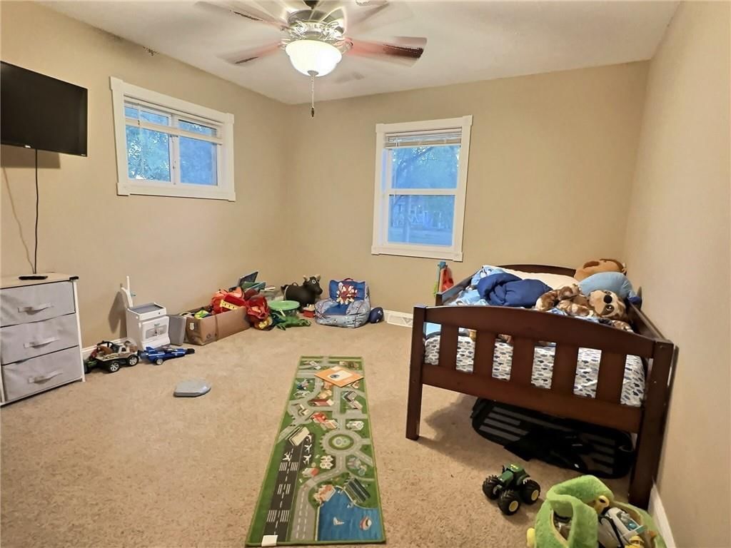 506 W South Street — photo 23