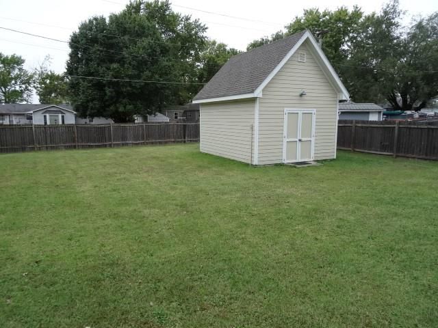 804 N Gregory Boulevard — photo 34