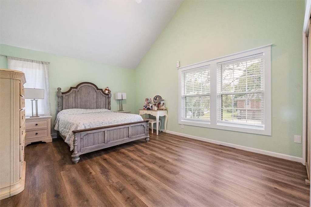 409 NW Locust Drive — photo 15