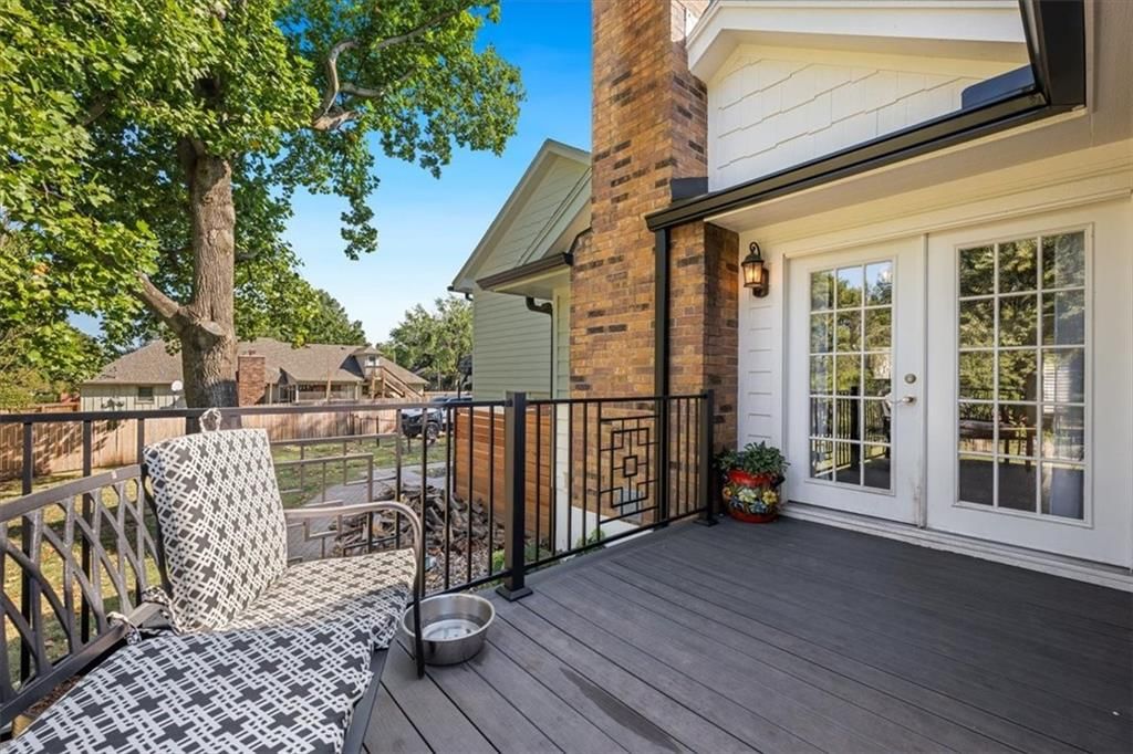409 NW Locust Drive — photo 29