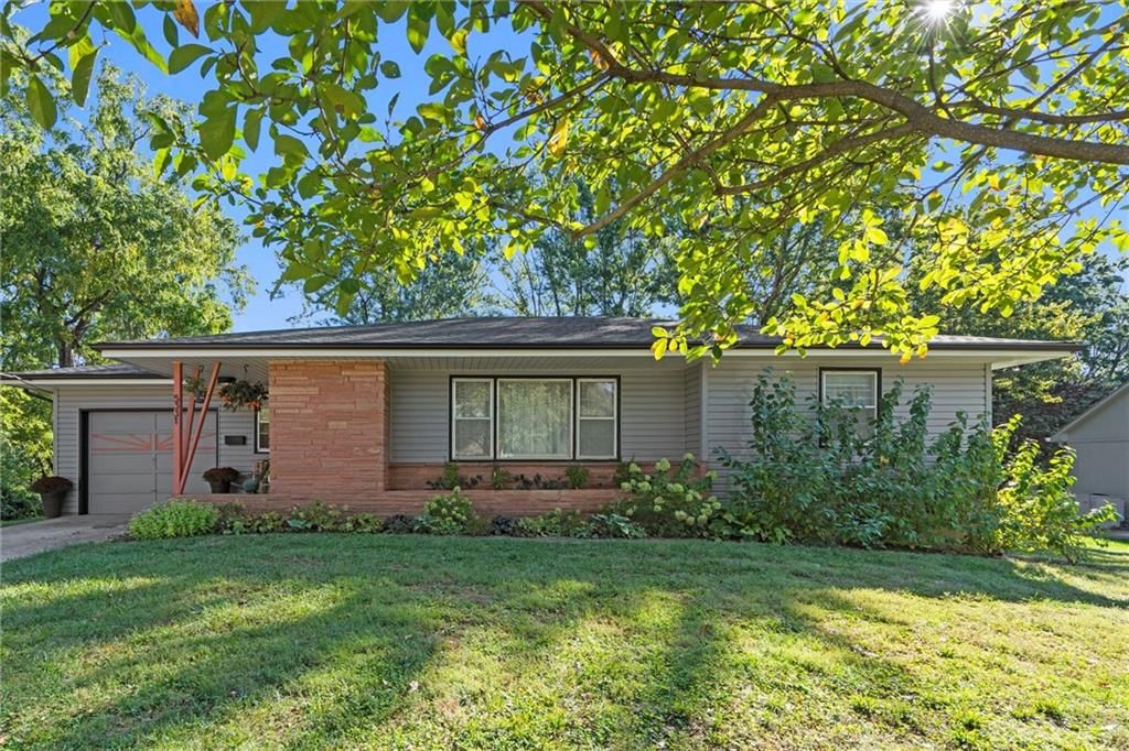 5331 Halsey Street, Shawnee, KS