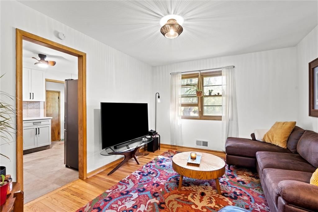 5331 Halsey Street — photo 6