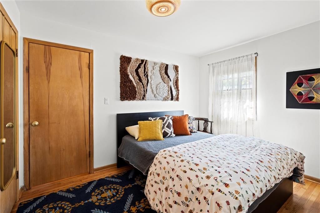 5331 Halsey Street — photo 27
