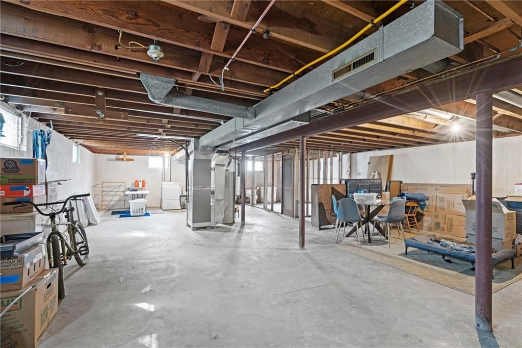 5331 Halsey Street — photo 31