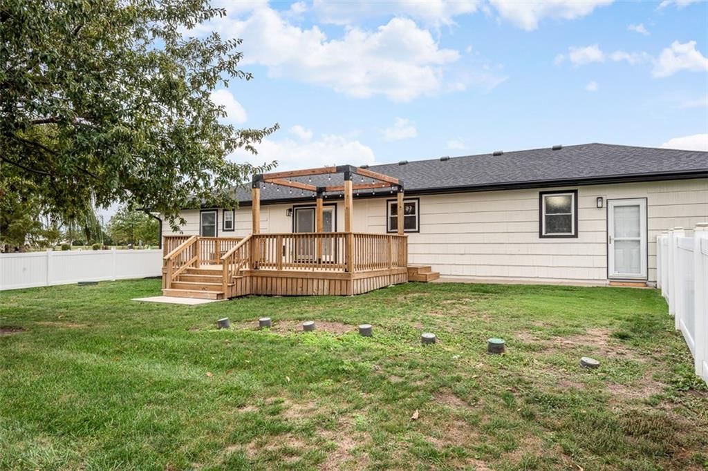 4481 Vermont Road — photo 32