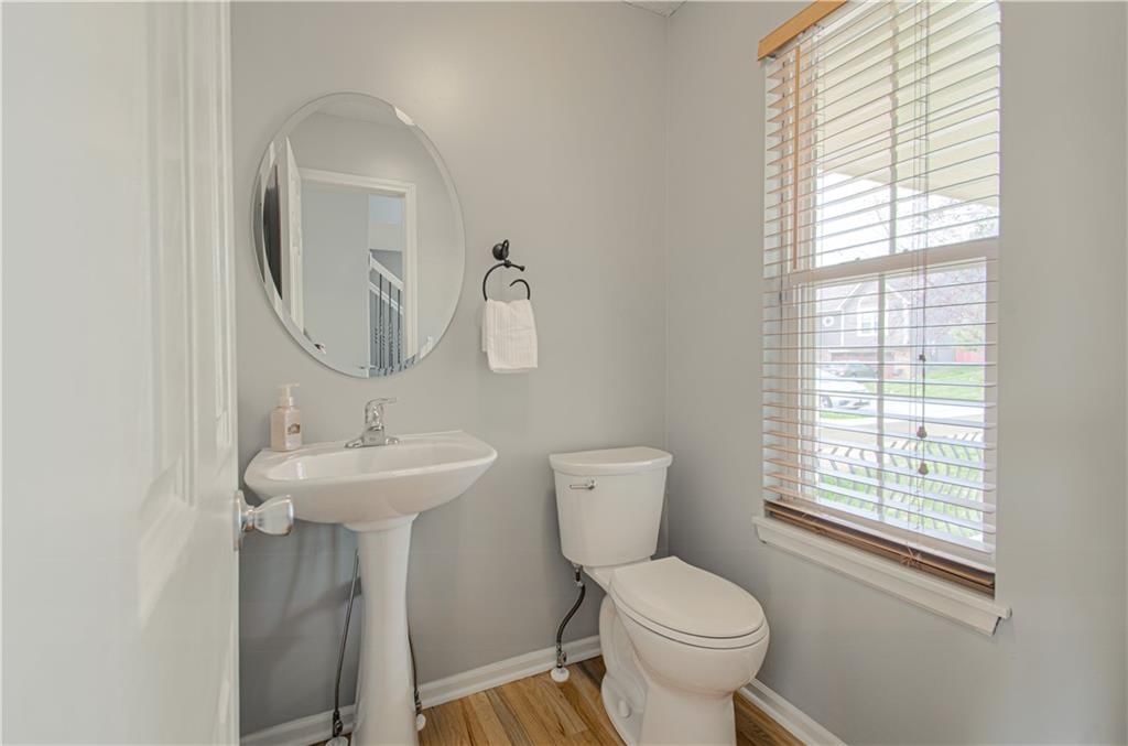 2304 NE 23rd Street — photo 14