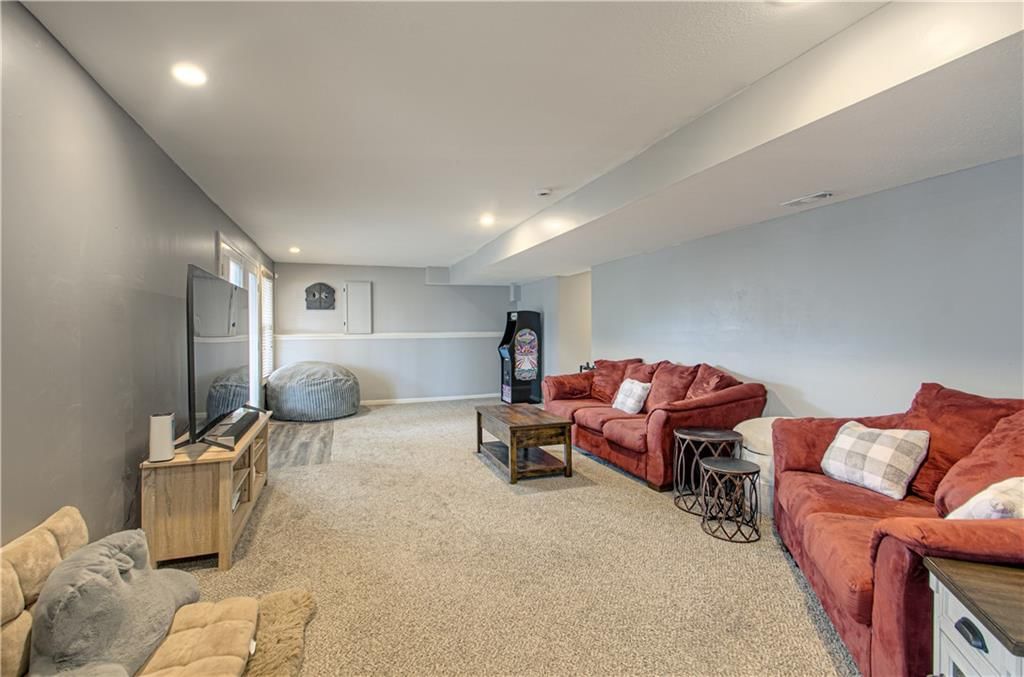 2304 NE 23rd Street — photo 30