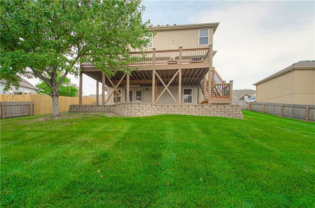 2304 NE 23rd Street — photo 34