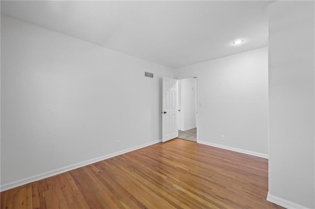 9312 W 81st Terrace — photo 22