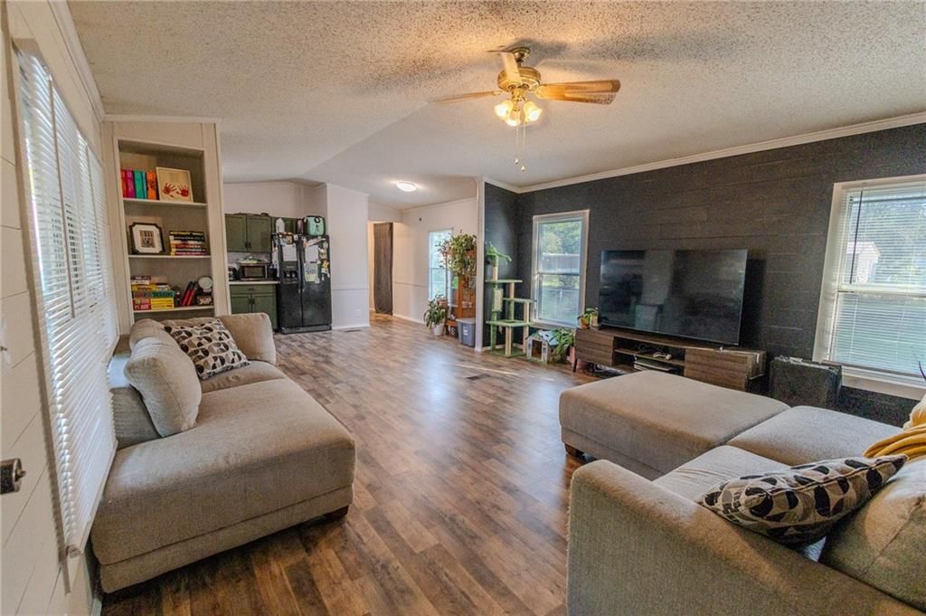 317 Etchen Boulevard — photo 9