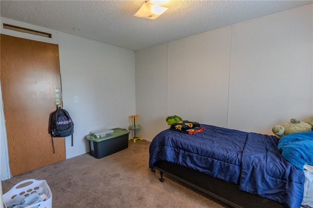 317 Etchen Boulevard — photo 32