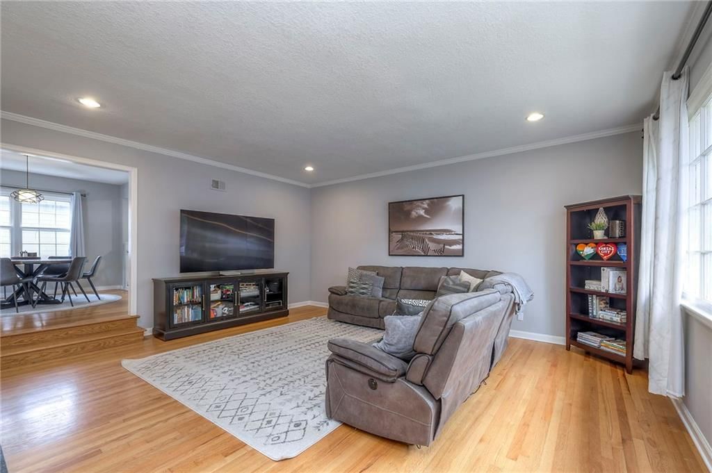5914 Granada Street — photo 4
