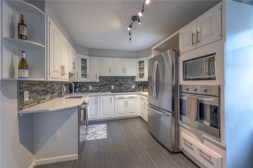 5914 Granada Street — photo 10