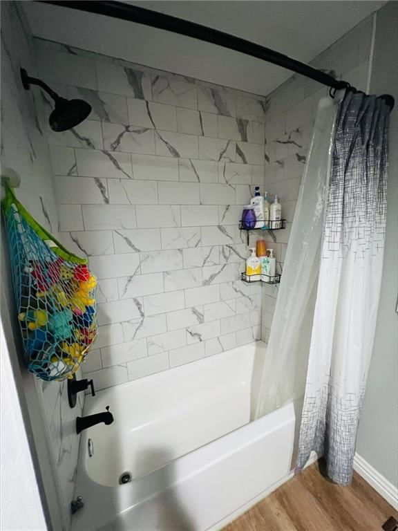 212 W Washington Street — photo 10