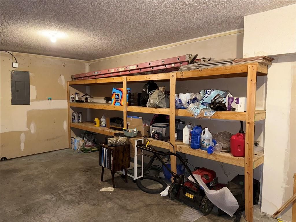 8706 N Wheaton Court — photo 49