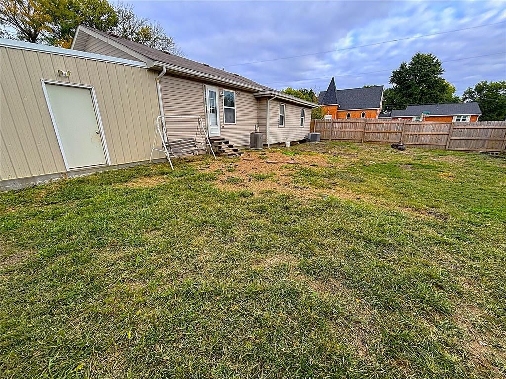 209 D Street — photo 5