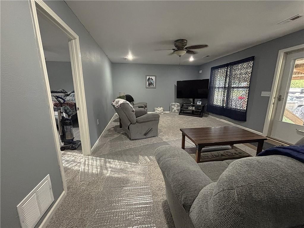 209 D Street — photo 10