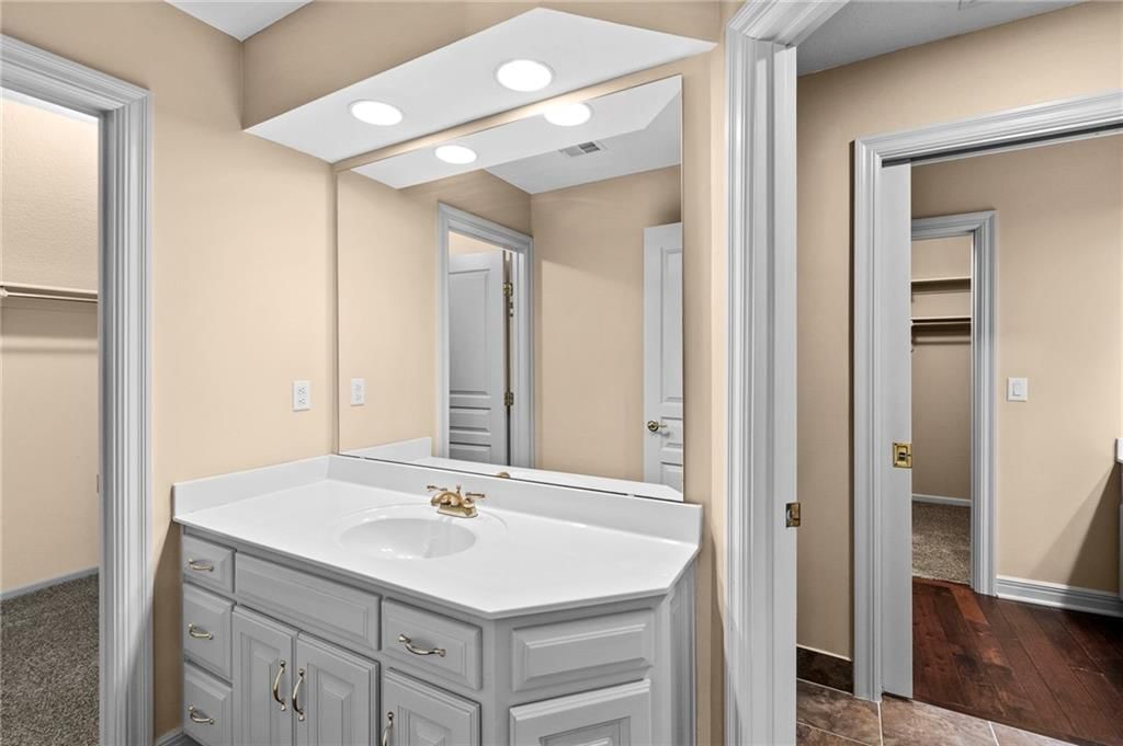Photo 59 of 97 - 8000 NW Timbercrest Place