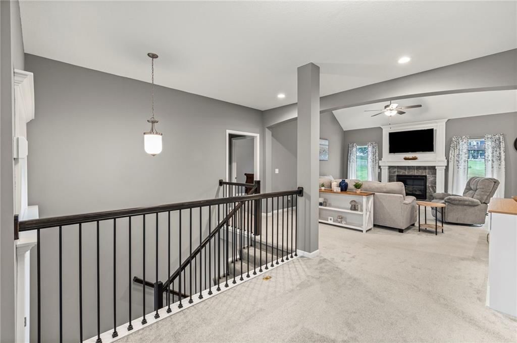 1020 Poplar Lane — photo 6