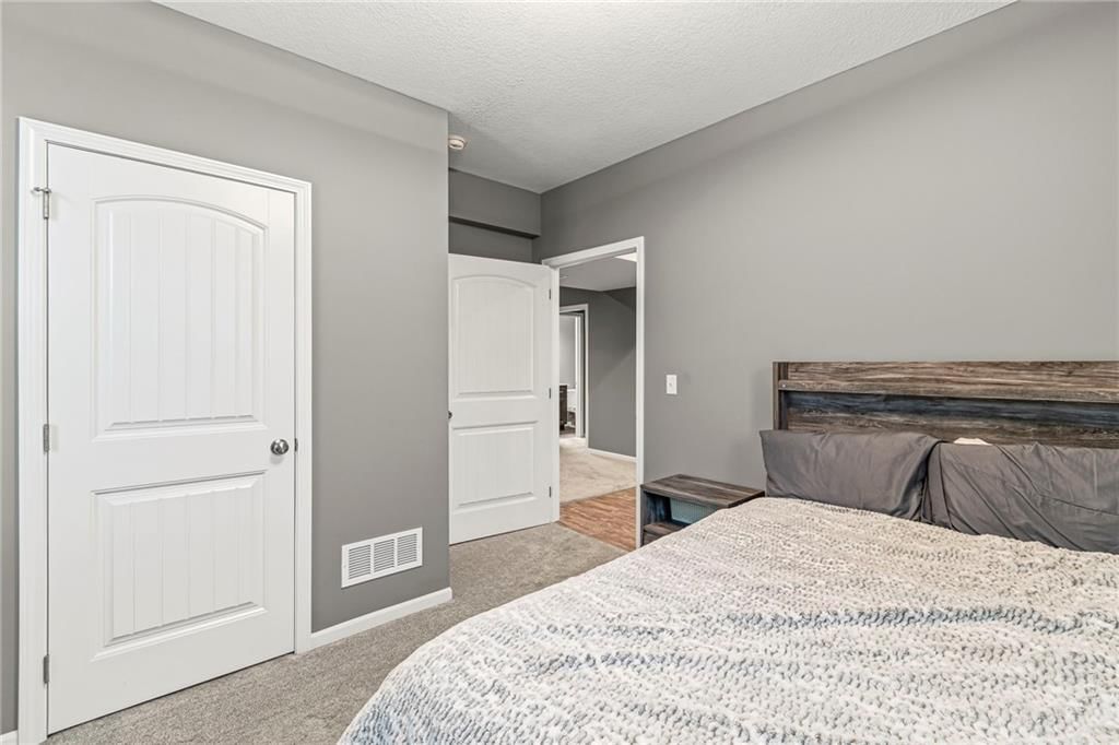 1020 Poplar Lane — photo 26