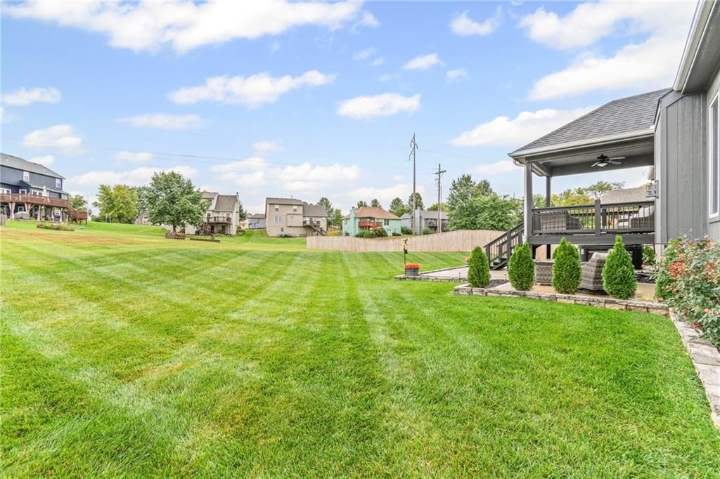 1020 Poplar Lane — photo 33