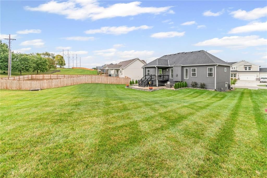 1020 Poplar Lane — photo 35