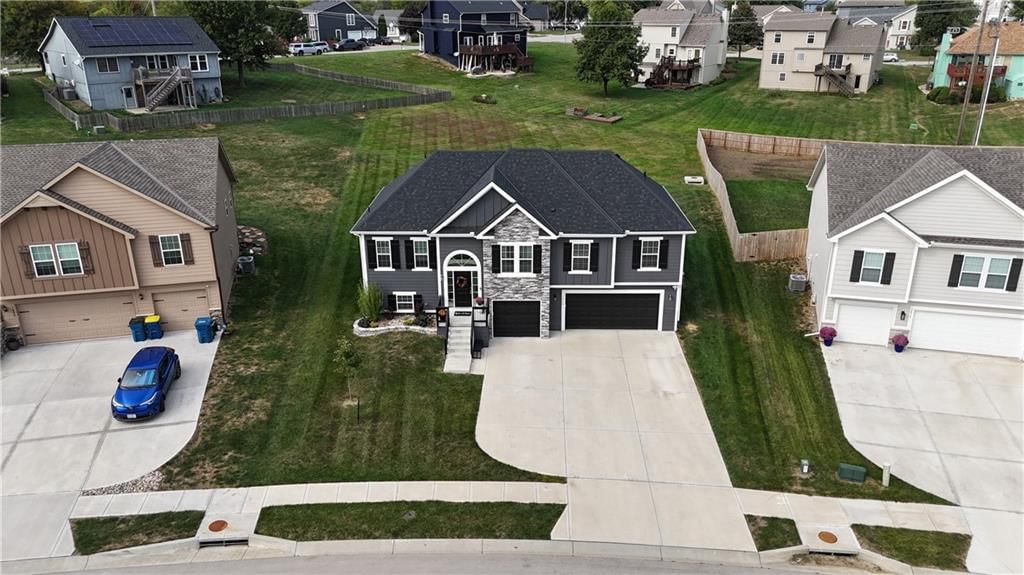 1020 Poplar Lane — photo 43