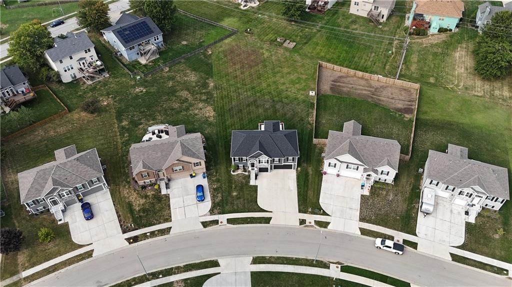 1020 Poplar Lane — photo 45