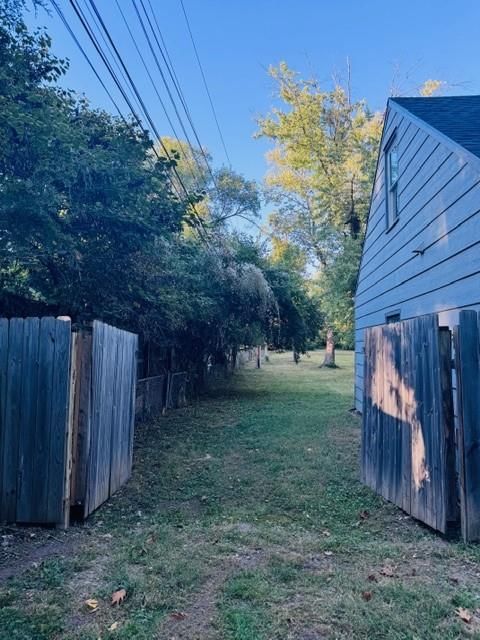 510 W 98th Street — photo 19