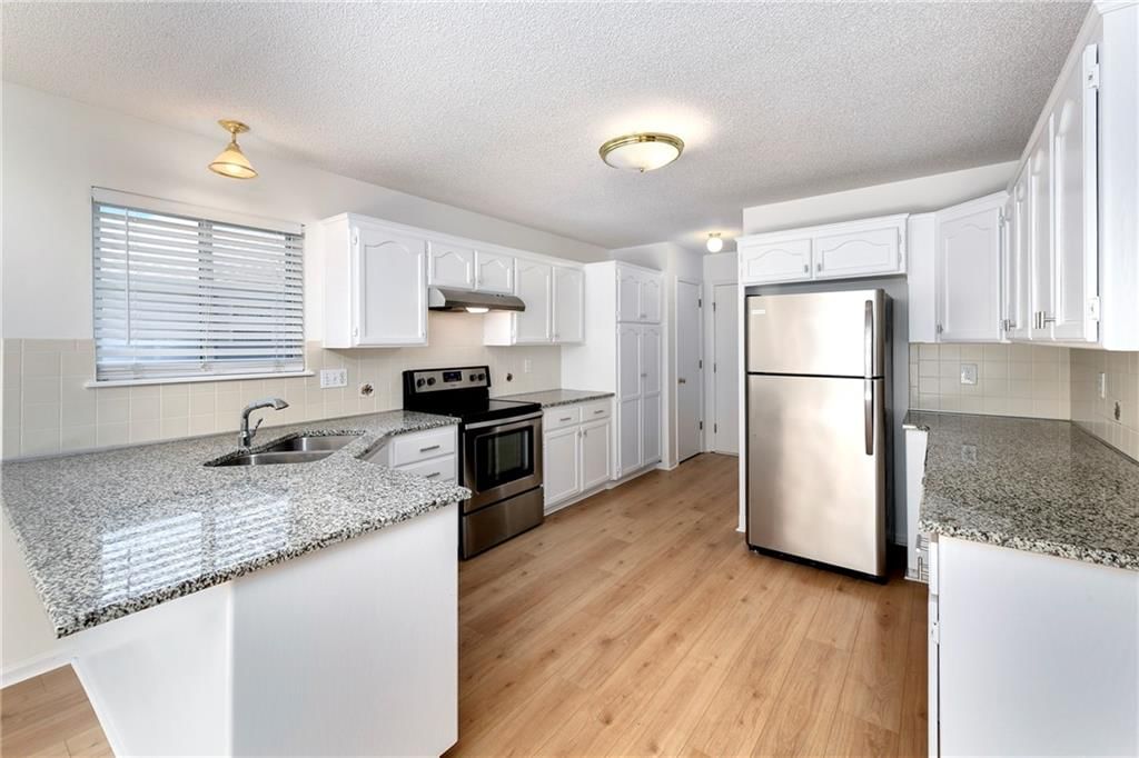 1309 Graystone Circle — photo 11