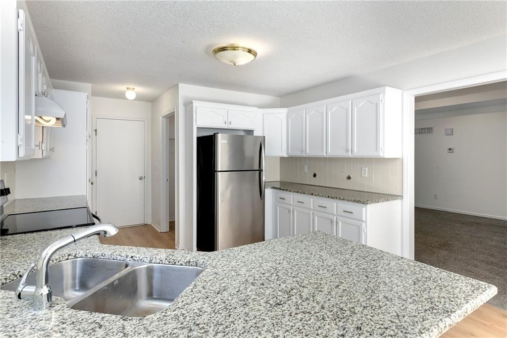 1309 Graystone Circle — photo 12