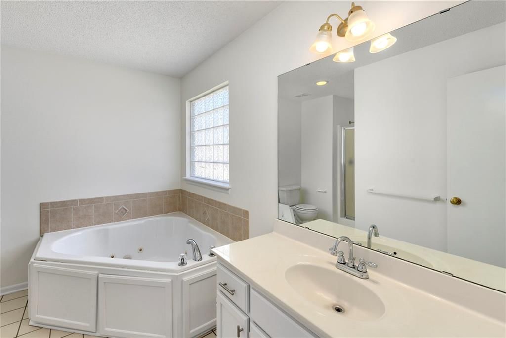 1309 Graystone Circle — photo 20