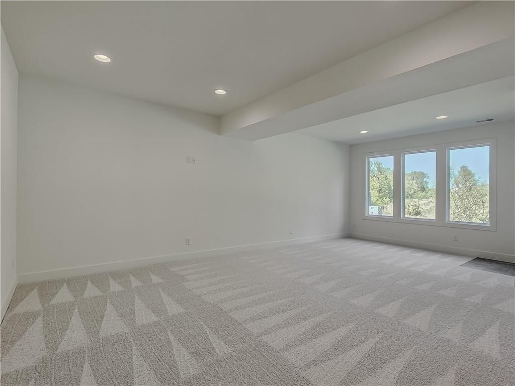 2452 W 179th Street — photo 40