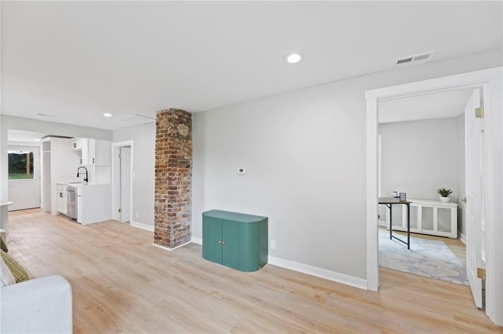 2605 W 45th Avenue — photo 6