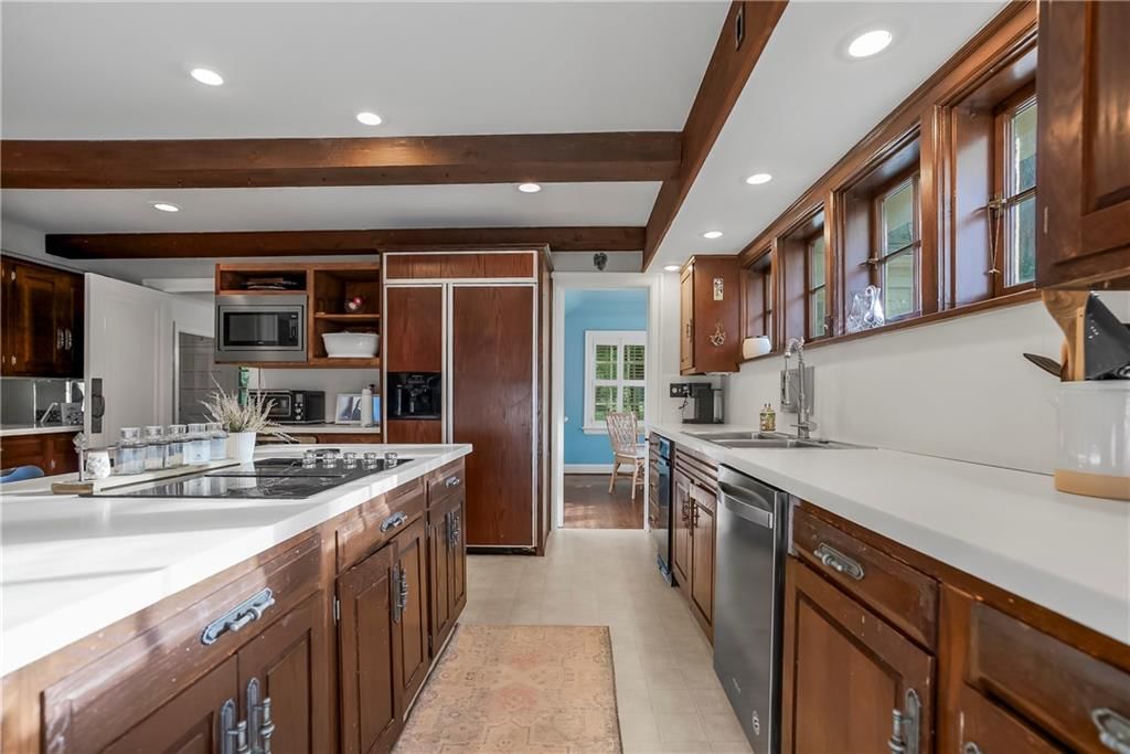 1208 W 57th Terrace — photo 17