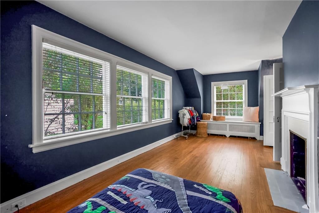 1208 W 57th Terrace — photo 25