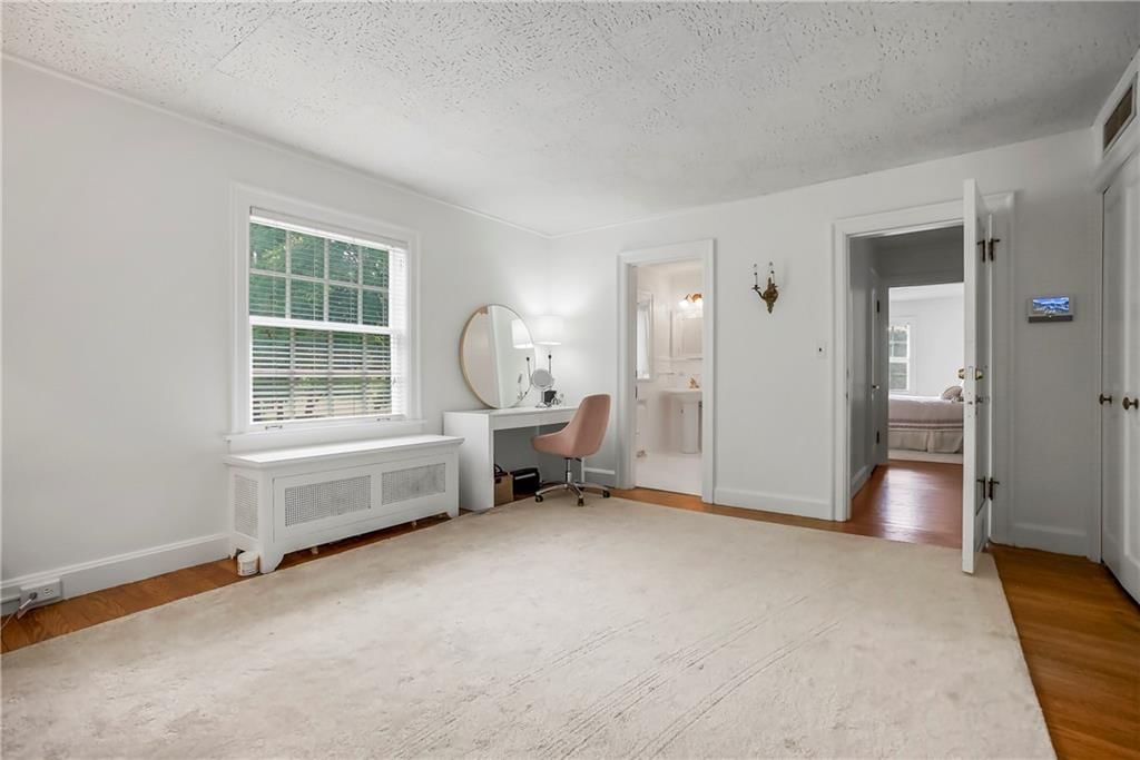 1208 W 57th Terrace — photo 28